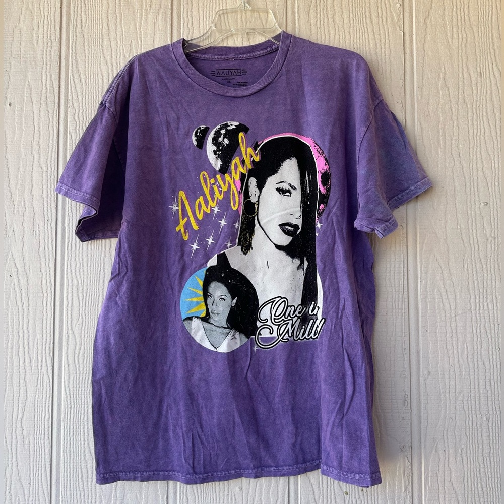 NWOT Aaliyah Graphic T-shirt